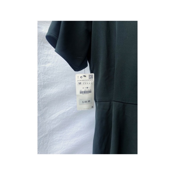 Zara Dress with Knotted Waist - Picture 3 of 6